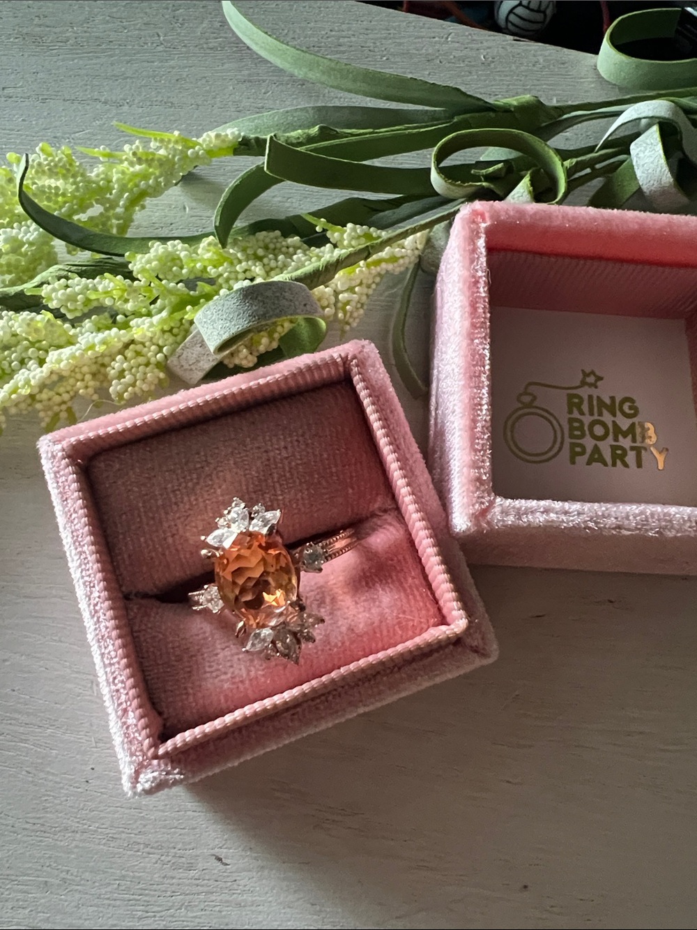 Bomb Party RETRO halo ring size 8
